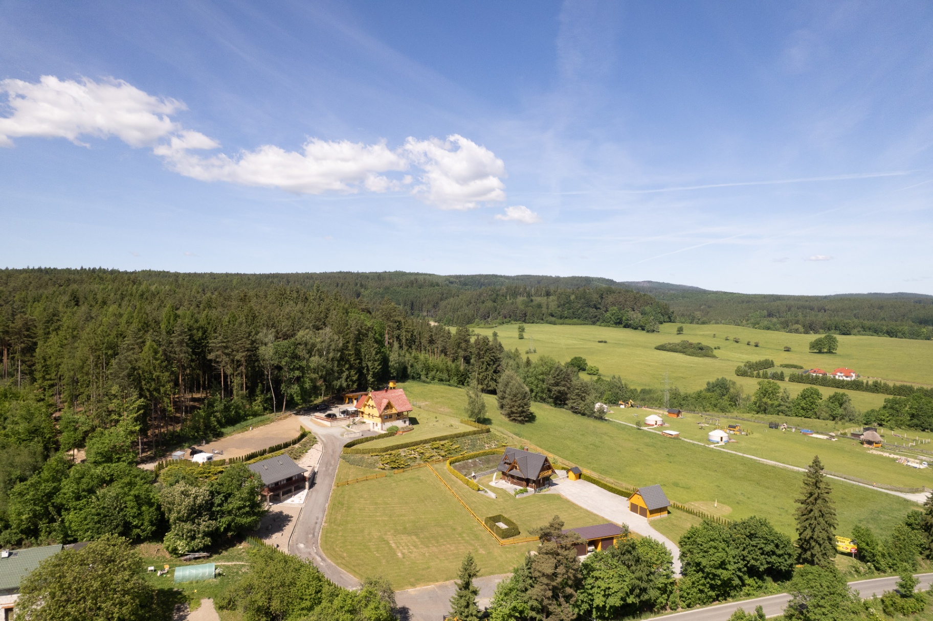 Panorama Kotliny Kłodzkiej. Działki budowlane w Wolanach